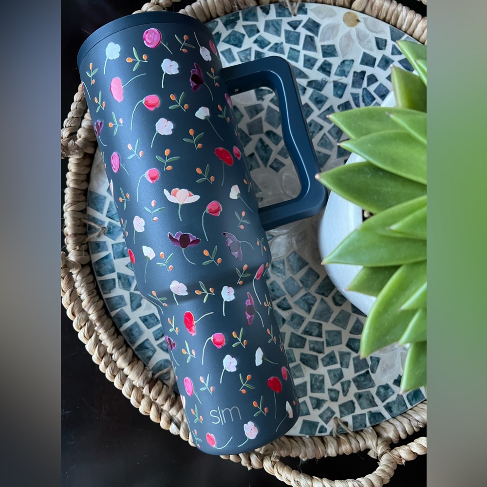 Simple Modern 40 oz Trek - New. Phoebe Floral